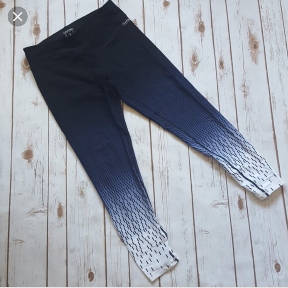Calvin Klein 3/4 length leggings
